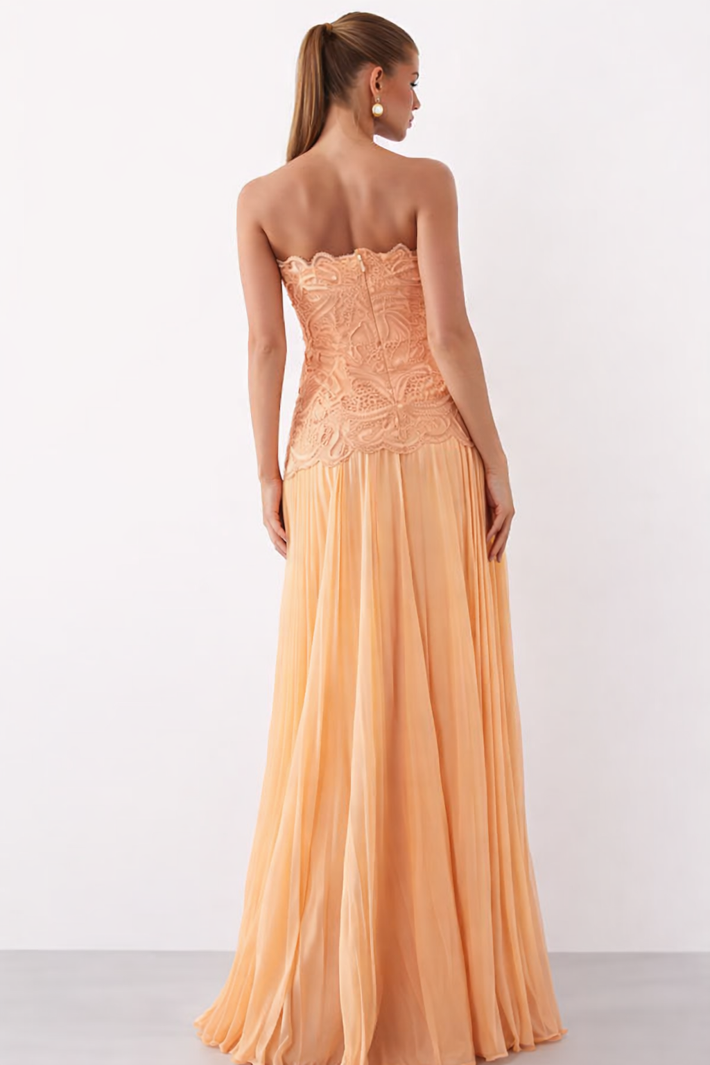 Mira Maxi Dress Mira Maxi Dress